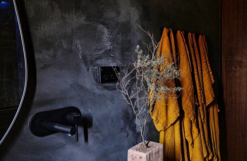 Coles Bay House | Numie Retreat House - Freycinet Holiday Houses