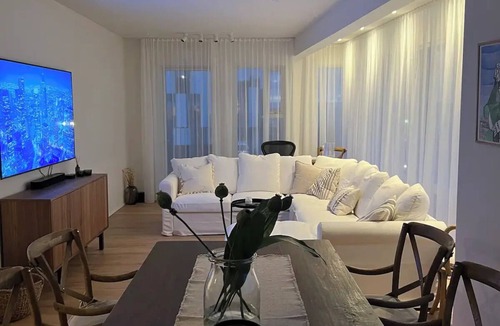Reykjavik Apartment | Ocean front apartment