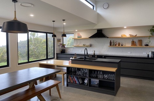 Lower Snug House | Ocean views, spacious & private, hot hub