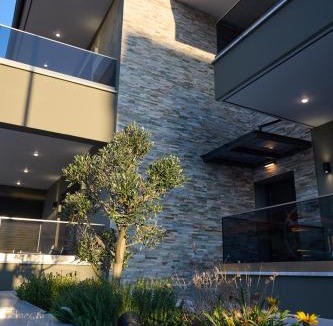 Nea Peramos Apartment | Oisymi Luxury Studios