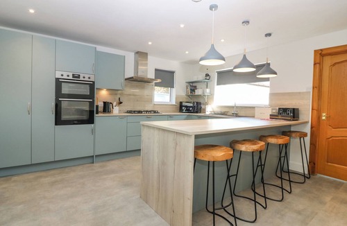 Cruden Bay Cottage | OLD COOPERAGE, pet friendly, country holiday cottage in Cruden Bay