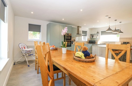 Cruden Bay Cottage | OLD COOPERAGE, pet friendly, country holiday cottage in Cruden Bay