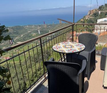 Caronia Apartment | Olga