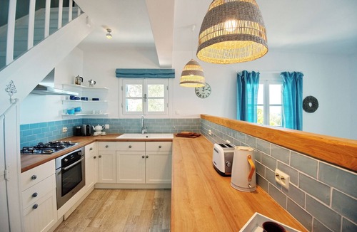 Alonnisos Old Town House | Olive Tree House