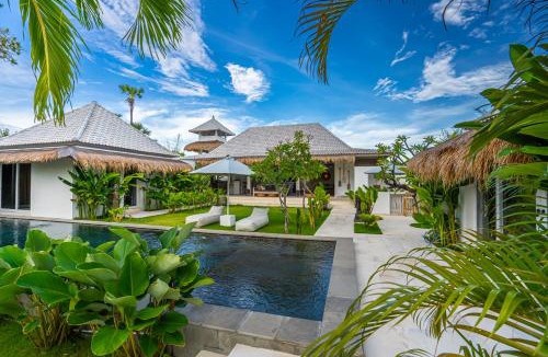 Purwakerti Villa | OMAÏA Private villas