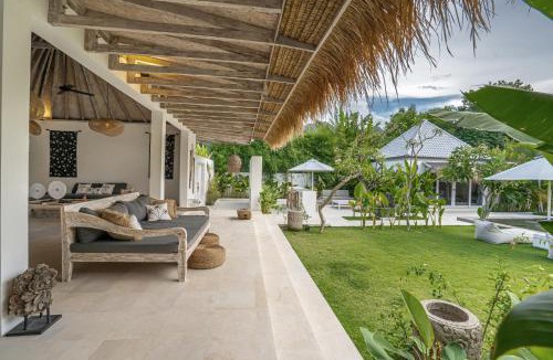 Purwakerti Villa | OMAÏA Private villas