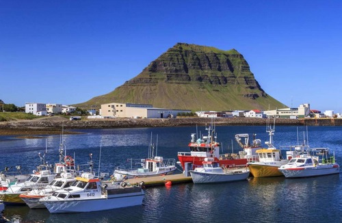Grundarfjordur House | One Bedroom Apartment