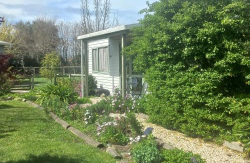 Motueka Apartment | One bedroom country cottage