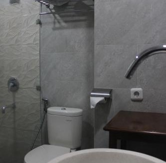 Bogor Tengah Hotel | Onih Hotel