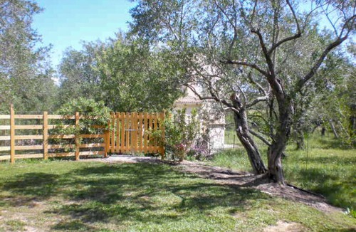 Petaleia Cottage | Orchidea 2BR Farmhouse at Aroggia Farm by JJ Hospitality-