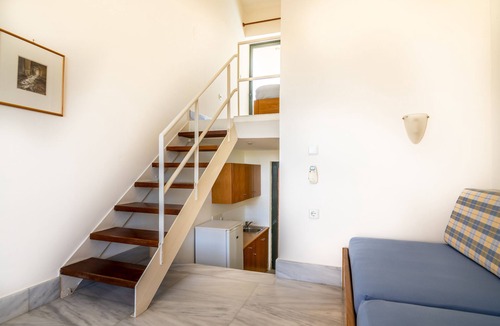 Stalos Apartment | Orestis Studio, peaceful & relaxing holiday in a friendly environment