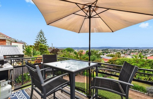 West Launceston House | Original character features