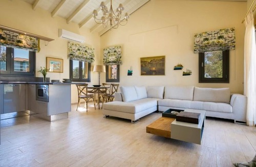 Svoronata Villa | ORION LUXURY VILLA KEFALONIA