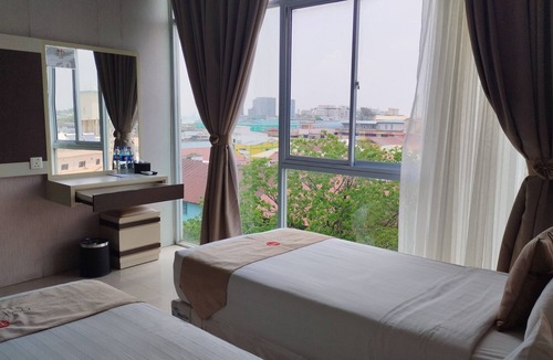 Lubuk Baja Hotel | osaka hotel batam