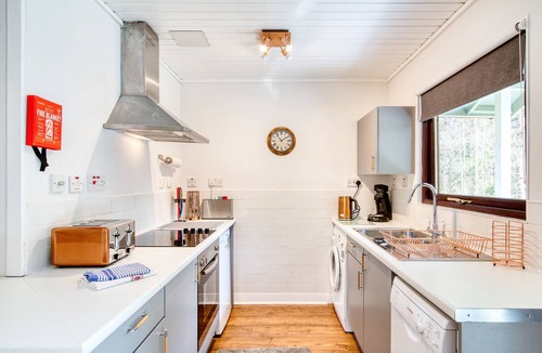 Crianlarich Cottage | Otter - sleeps 4 guests in 2 bedrooms