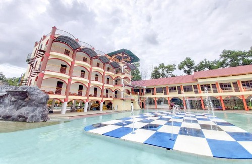 Singkawang Hotel | OYO 3196 Hotel Taman Cinta