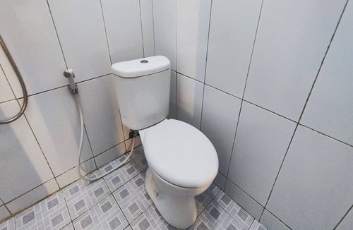 Wonosari Hotel | OYO 93867 Minso Inn Sepanjang