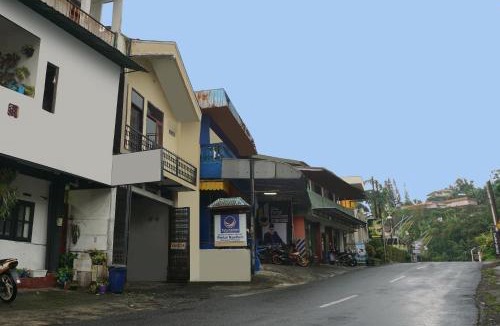 Tretes Hotel | OYO Life 92087 Griya Nurainy