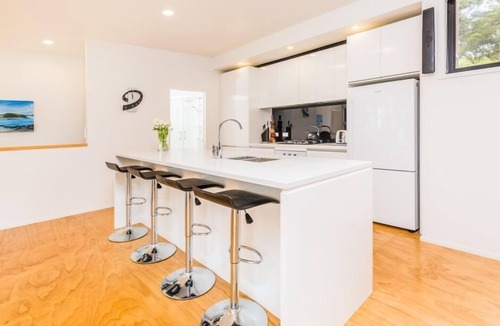 Paihia House | Paihia Beach House - Central Paihia - bay of islands