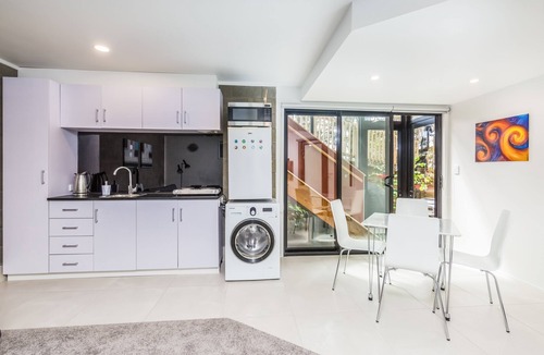 Paihia House | Paihia Beach House - Central Paihia - bay of islands