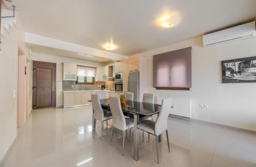 Palaiokastro House | Palaiokastro Villas & Studios