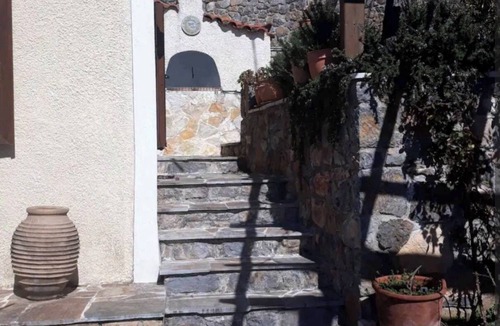 Dirfys-Messapia Cottage | Panorama Village House