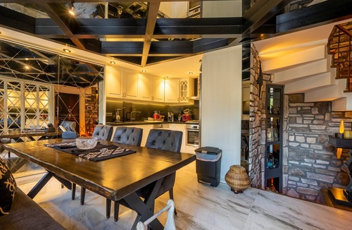 Ortakoy Villa | Panoramic Bosphorus View Terrace Flat