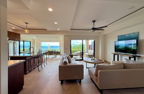 Pacuare Reserve Apartment | Panoramic ocean view luxury condo