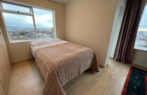 Laugardalur Apartment | Panoramic Studio Apartment with stunning view - Free Parking