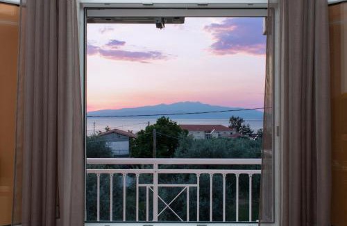 Megalos Prinos Apartment | Panoramic View House