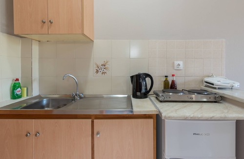 Psarou House | Pansion Mary Studios
