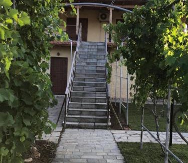 Dirfys-Messapia House | Part of a Villa near the beach with private entrance