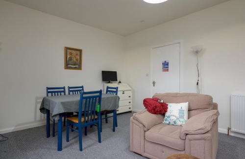 Restalrig Apartment | Pass the Keys 1-Bedroom Edinburgh Flat Near Arthur’s Seat