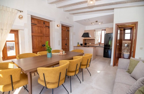 Damavolos Villa | Pavlina Villa, a hidden gem with heated pool!