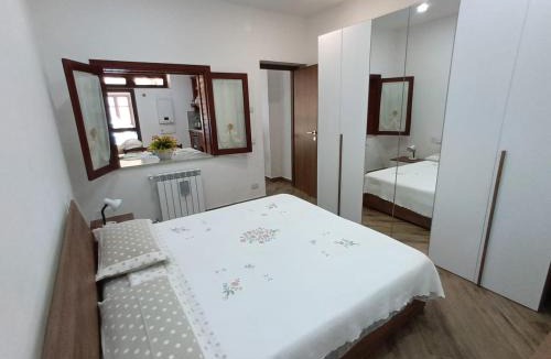 Casteldaccia Apartment | Peaceful Casteldaccia Apartment near the Sea