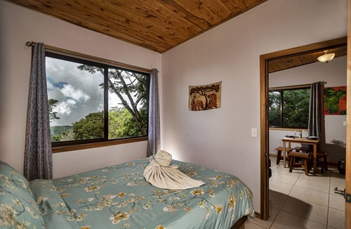 Monteverde House | Peaceful Eco-Suite in Monteverde with Wildlife Views & Private Entry