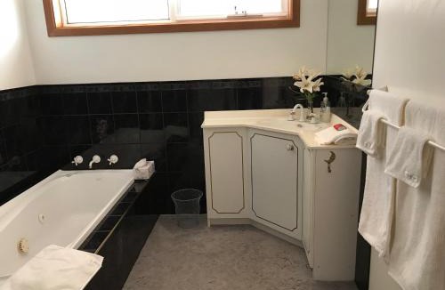 Penguin House | Penguin Seaside Homestay
