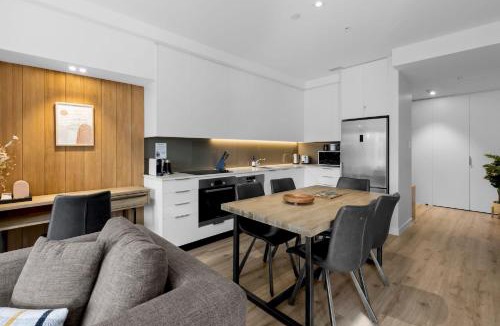 Arthur's Point Apartment | Penthouse Apt 24 at the base of Coronet Peak