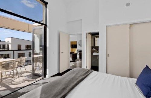 Arthur's Point Apartment | Penthouse Apt 24 at the base of Coronet Peak