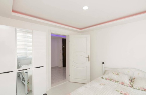 Moda Apartment | Penthouse with 4 bedrooms in Kadikoy center