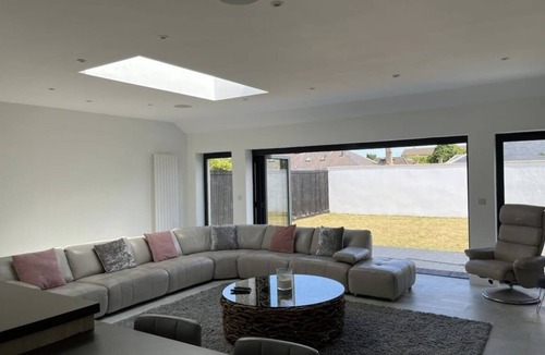 Duddingston House | Perfect 4 bedroom two bathroom home