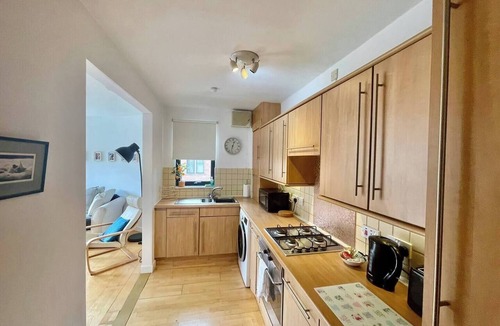 North West Apartment | Perfect Location in Heart of Glasgow West End! - Pass the Keys