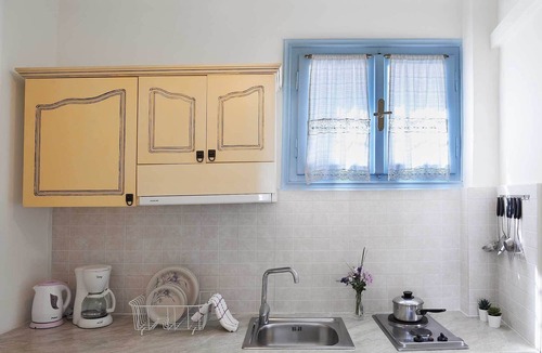 Skyros Town Apartment | Perigiali Hotel