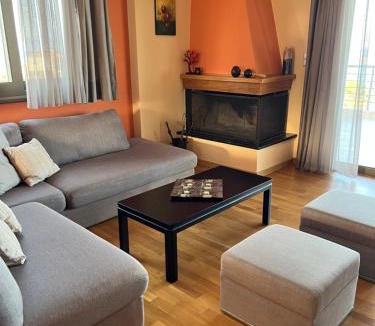 Kompi Apartment | Peroulia Bay View Maisonette