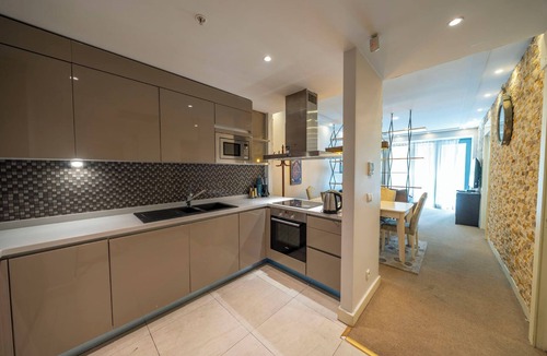 Harbiye Apartment | Petek Guest Teori