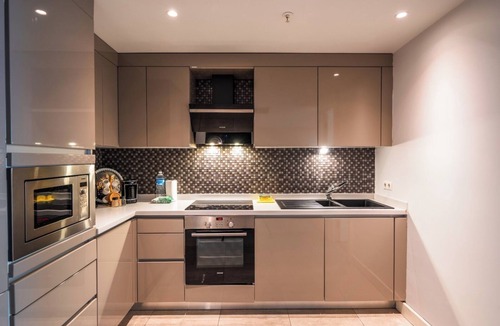 Harbiye Apartment | Petek Guest Teori