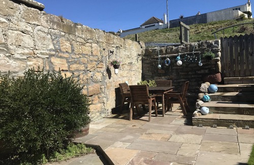 Portmahomack Cottage | PetFriendly-Beachfront-SunsetFacingSunPorch-Garden