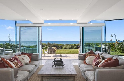 North Avoca House | Philotimo - Absolute Beach Front at North Avoca