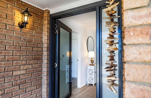 Bicheno House | Pippi's - Everything you need.