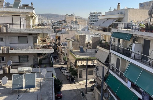 Peiraiki Apartment | Piraeus Seaside Apartment Escape